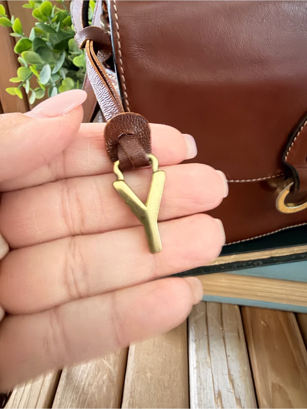 Gold Pfeil Oxford Leather Crossbody Bag by Karl Schaar Rare Vintage - Picture 5 of 16